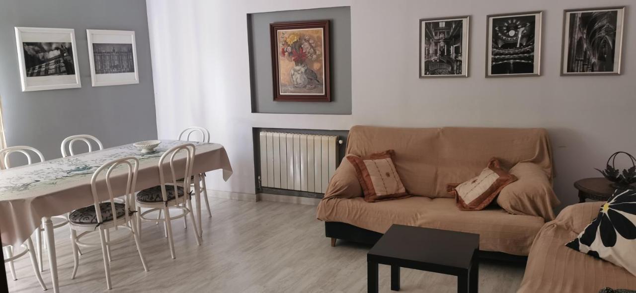 Leganés Villa "Luna De Segovia" מראה חיצוני תמונה